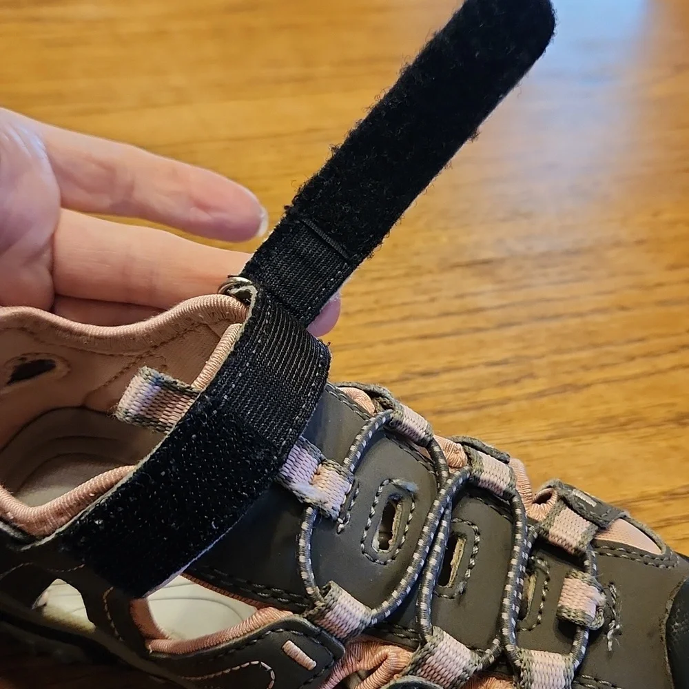 HOBiBEAR Sport Water Toddler Sandals Size 1.5